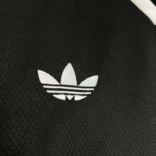 Real Madrid goalkeeper 24/25